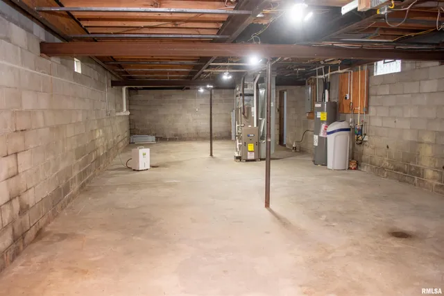 $210,000 | 13240 Vandamme Road, Prophetstown, IL 61277