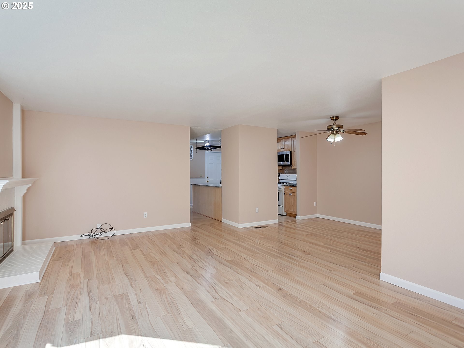 1632 Northwest 143rd Avenue Portland, OR 97229 - Photo 2 of 39