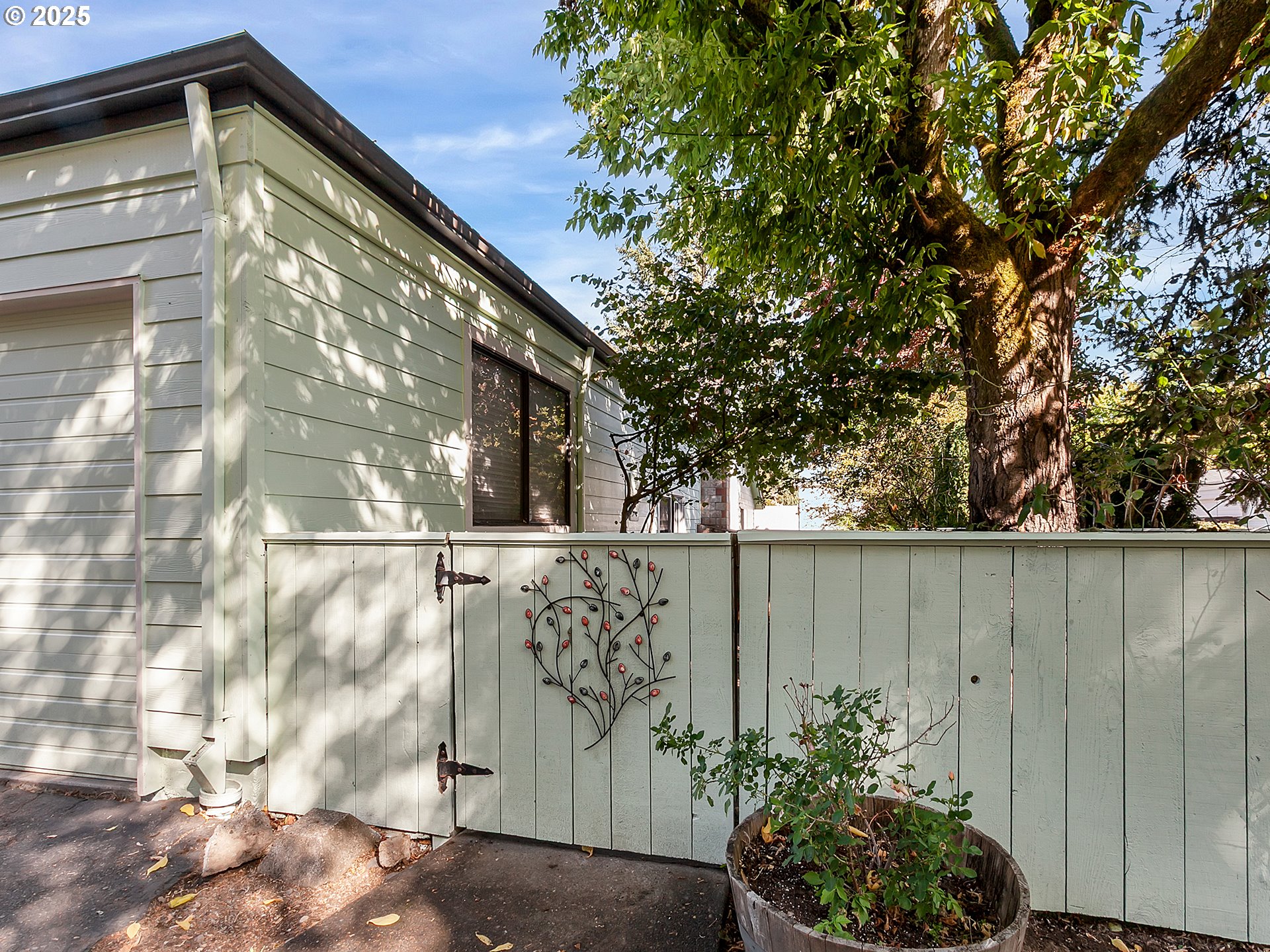 1632 Northwest 143rd Avenue Portland, OR 97229 - Photo 29 of 39