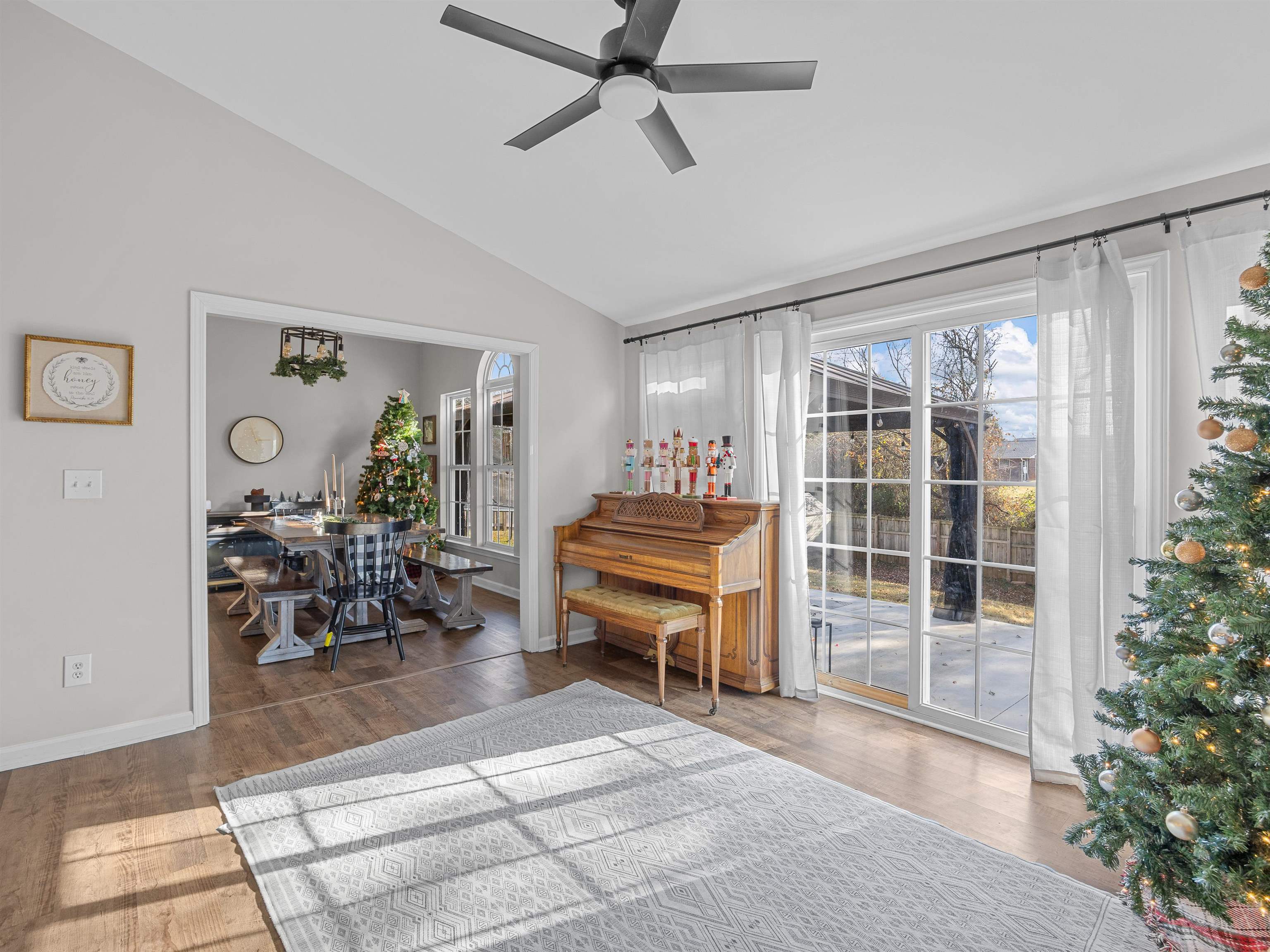 135 Castleton Circle Boiling Springs, SC 29316 - Photo 16 of 46