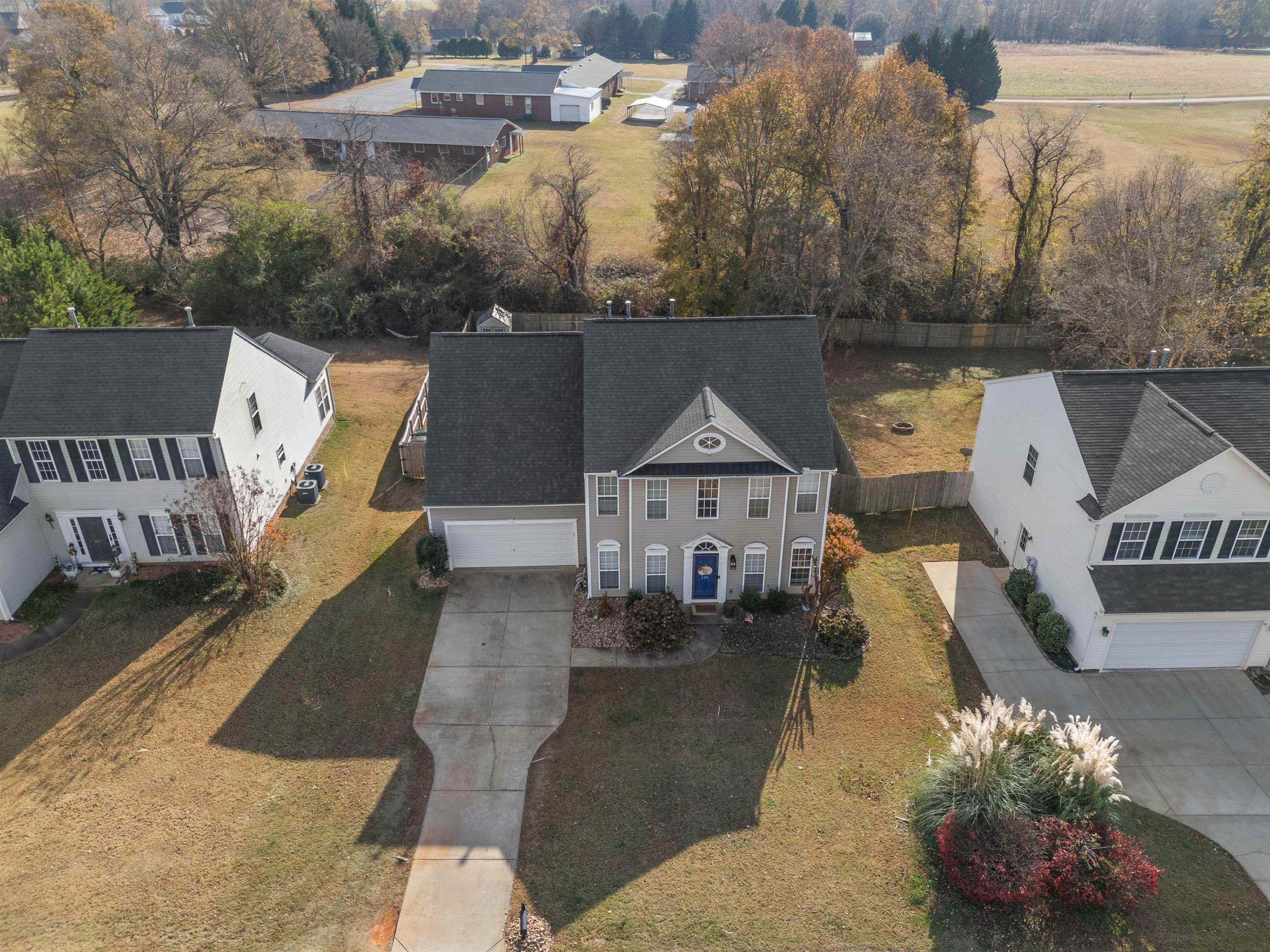135 Castleton Circle Boiling Springs, SC 29316 - Photo 2 of 46