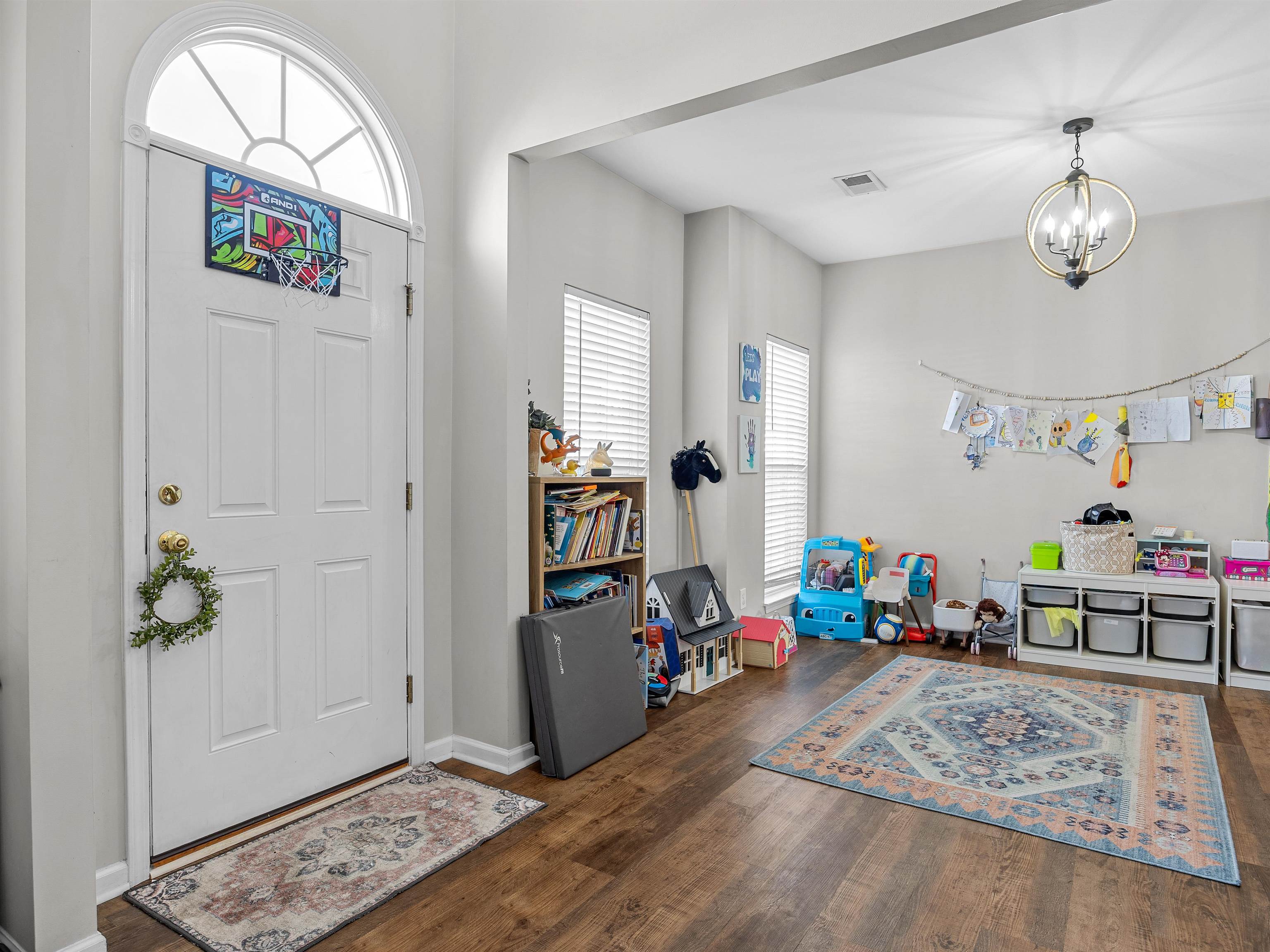 135 Castleton Circle Boiling Springs, SC 29316 - Photo 6 of 46