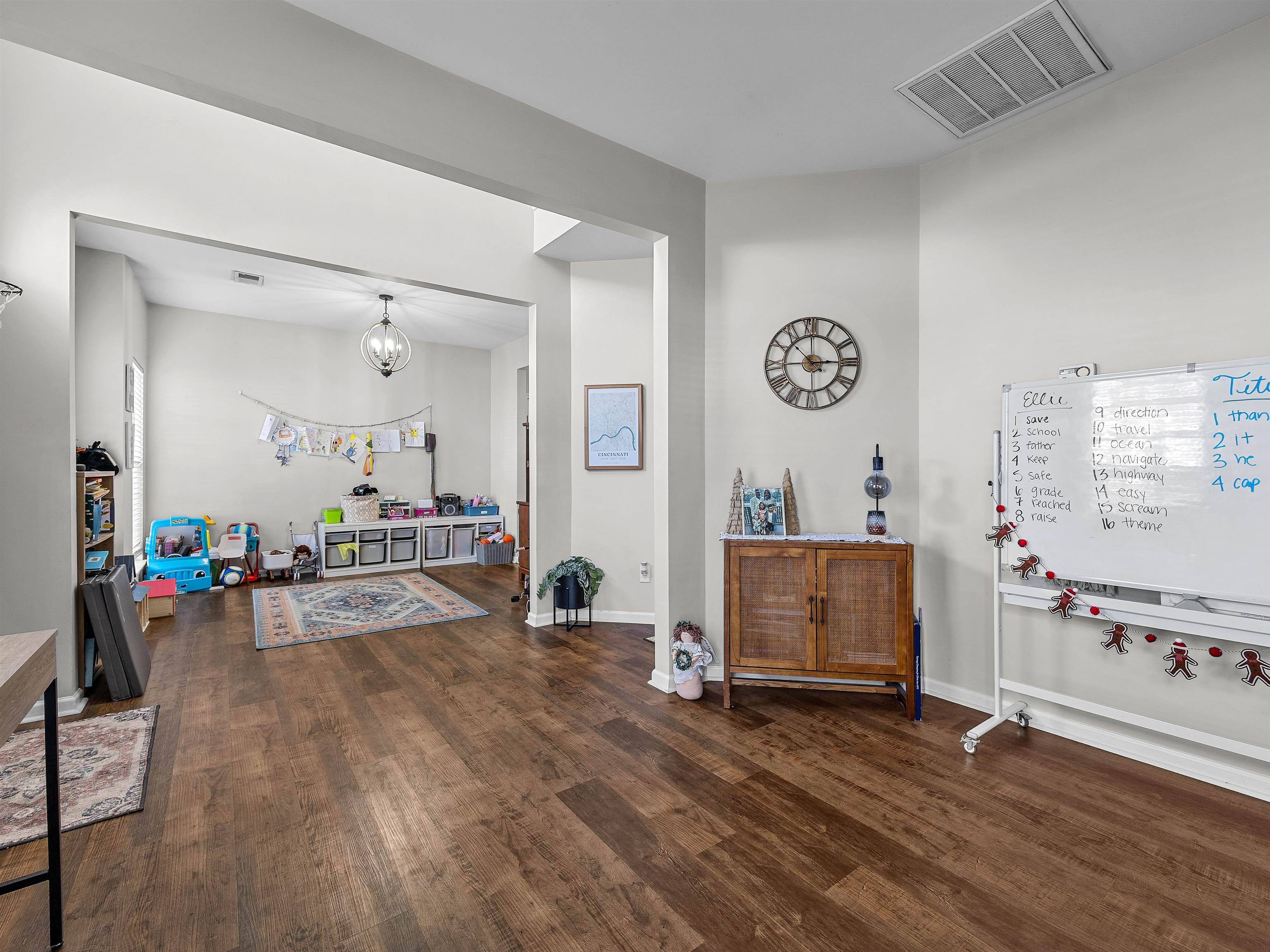 135 Castleton Circle Boiling Springs, SC 29316 - Photo 9 of 46