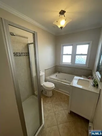 $2,950 | 102 Daniel Avenue, Unit 1, Rutherford, NJ 07070