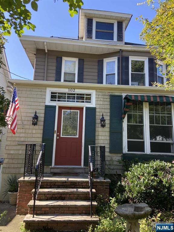 102 Daniel Avenue, Unit 1 Rutherford, NJ 07070 - Photo 2 of 18