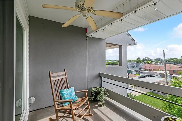 $2,600 | 420 Metairie-Hammond Highway, Unit 310, Metairie, LA 70005