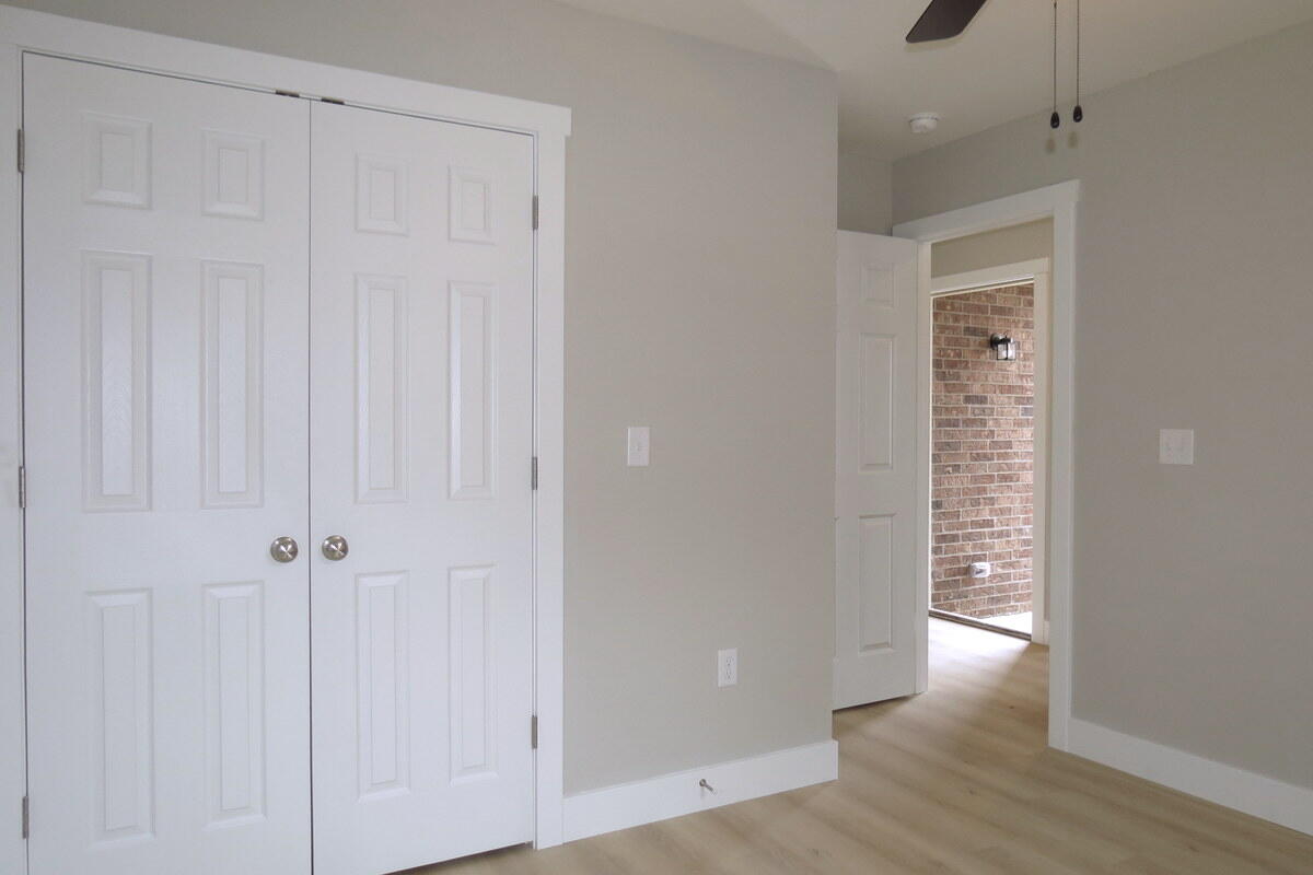 3821 West Riley Street Bolivar, MO 65613 - Photo 8 of 29 IMG_8453