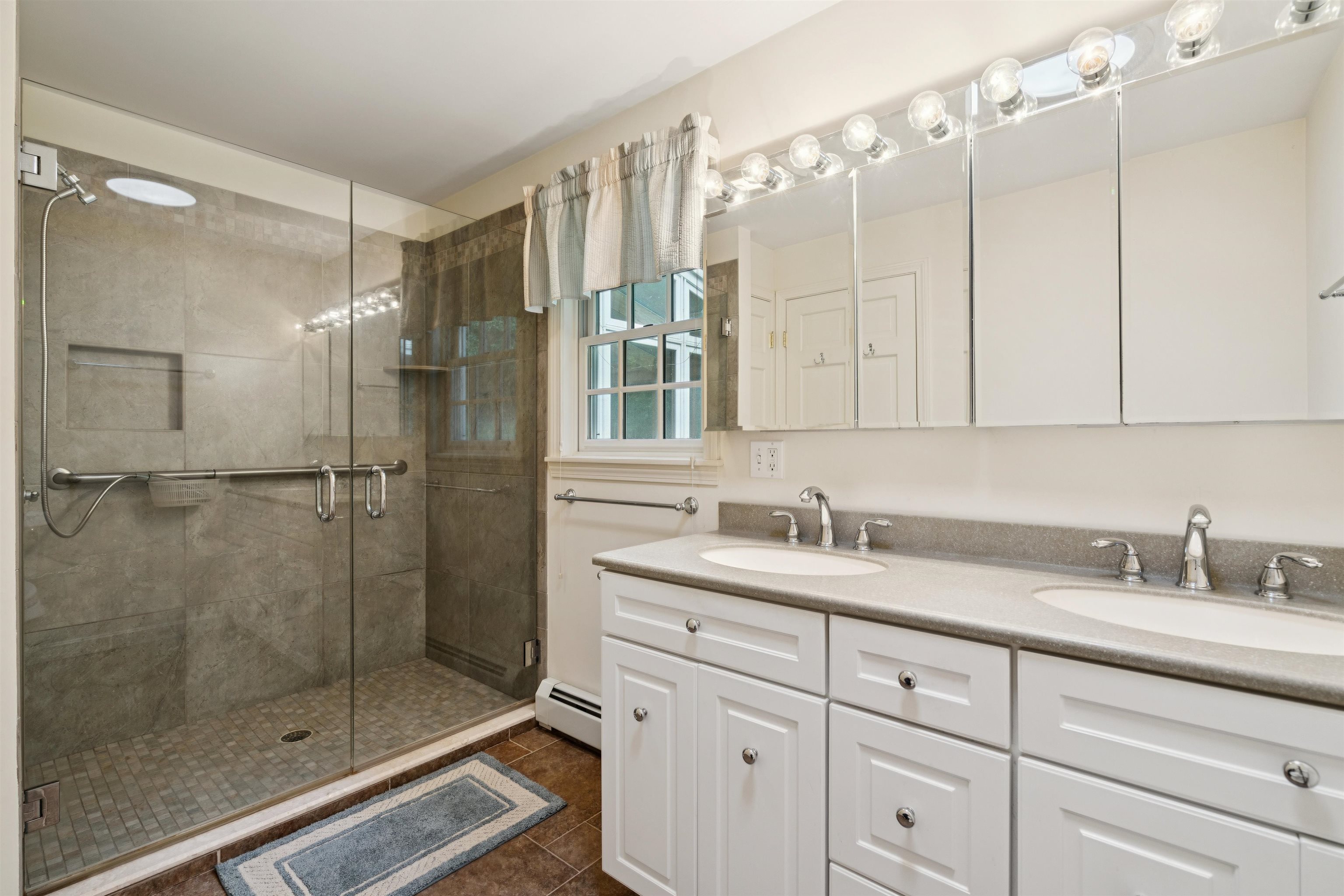 22 Kingsford Road Hanover, NH 03755 - Photo 25 of 40