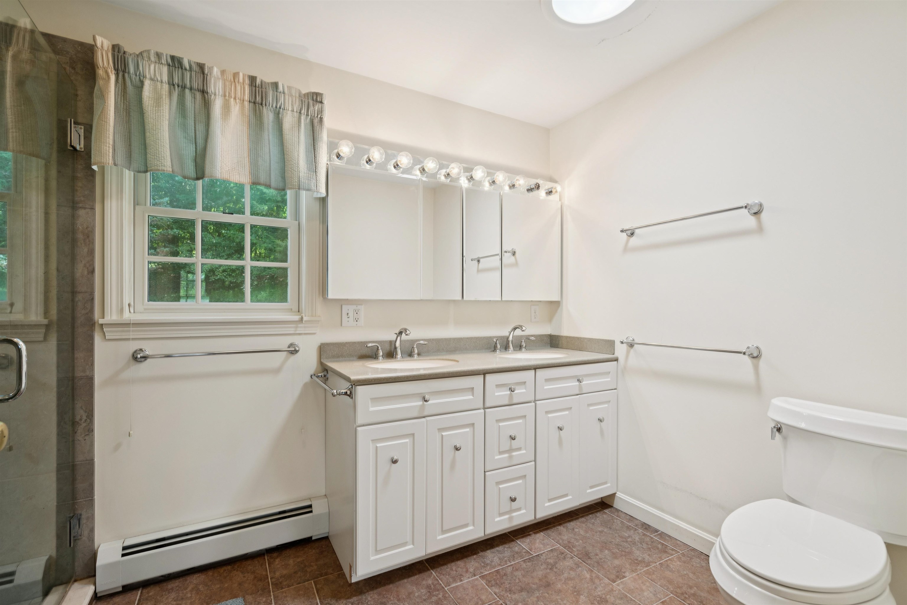 22 Kingsford Road Hanover, NH 03755 - Photo 26 of 40