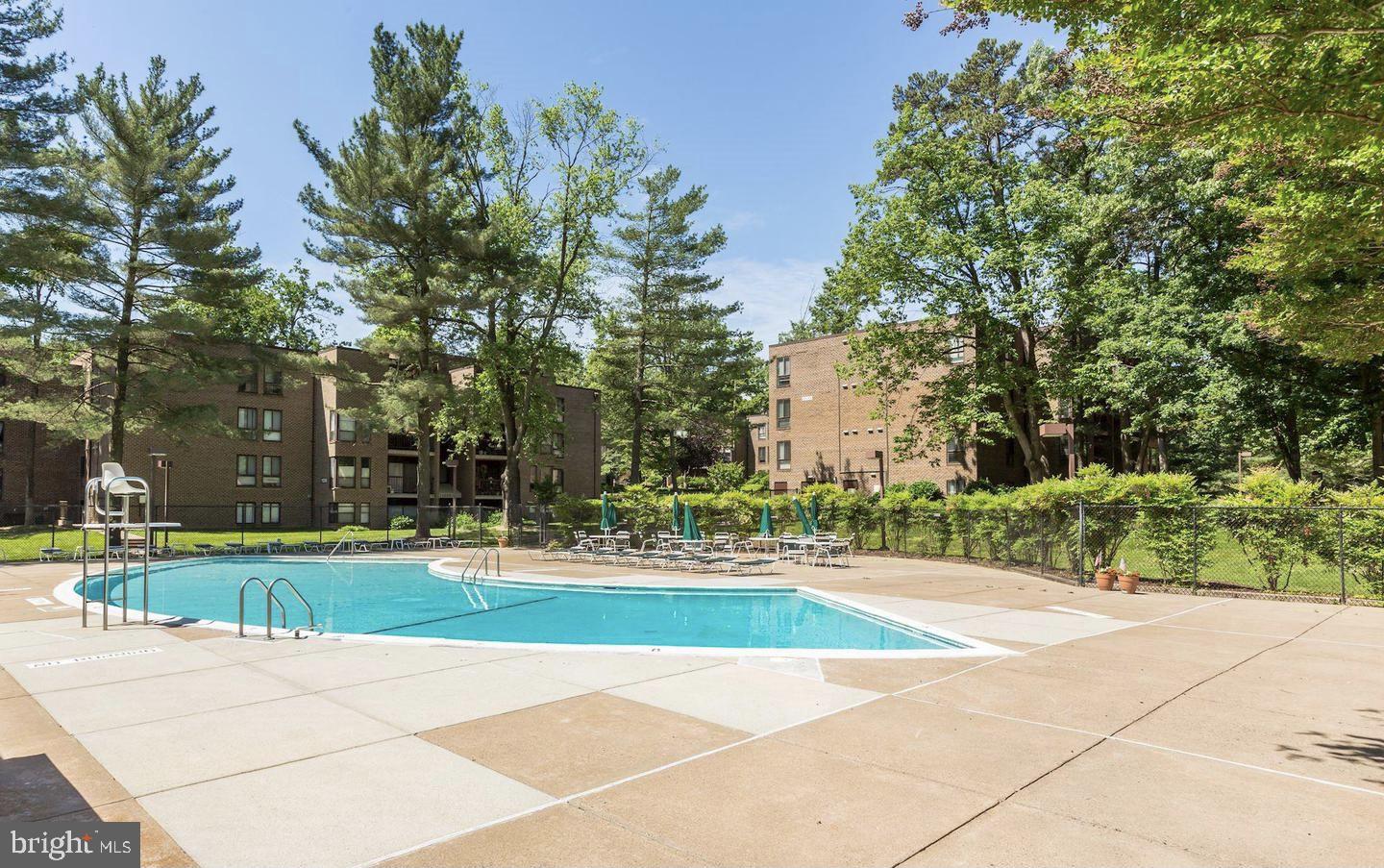 11260 Chestnut Grove Square, Unit 11260137 Reston, VA 20190 - Photo 23 of 29