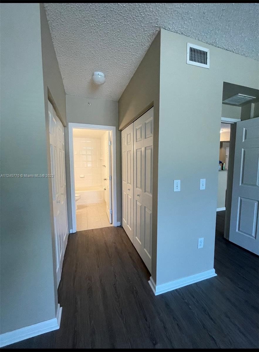 8020 North Nob Hill Road, Unit 103 Tamarac, FL 33321 - Photo 21 of 29 Gallery Image 21