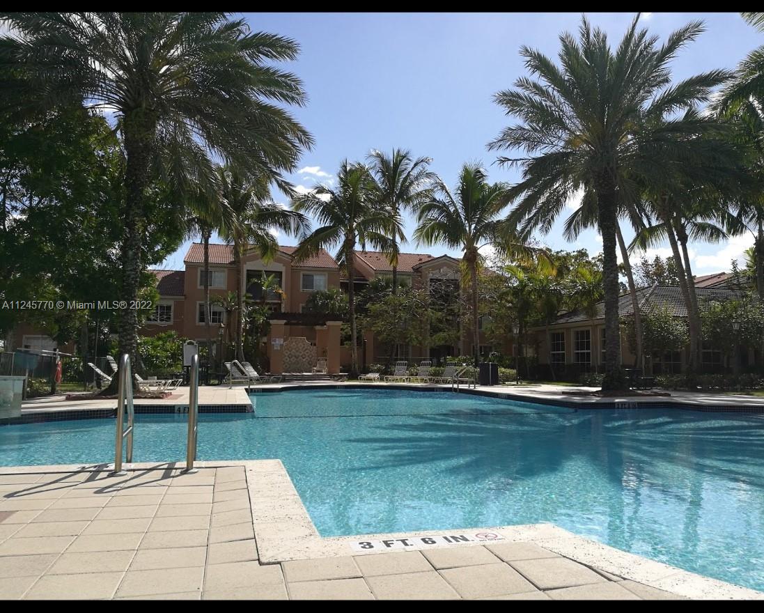 8020 North Nob Hill Road, Unit 103 Tamarac, FL 33321 - Photo 6 of 29 Gallery Image 6