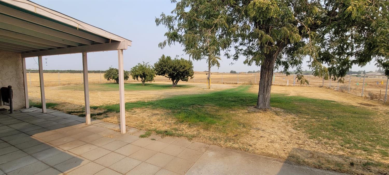 9590 South Buttonwillow Avenue Reedley, CA 93654 - Photo 23 of 24 Gallery Image 23