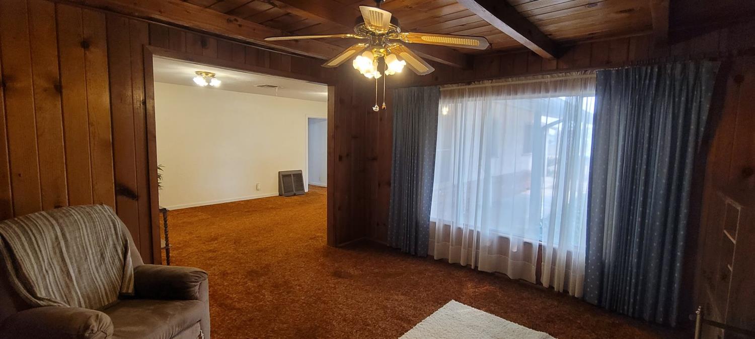 9590 South Buttonwillow Avenue Reedley, CA 93654 - Photo 4 of 24 Gallery Image 4