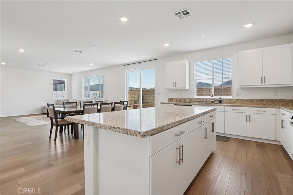 5091 Banjo Way Hemet, CA 92545 - Photo 11 of 35