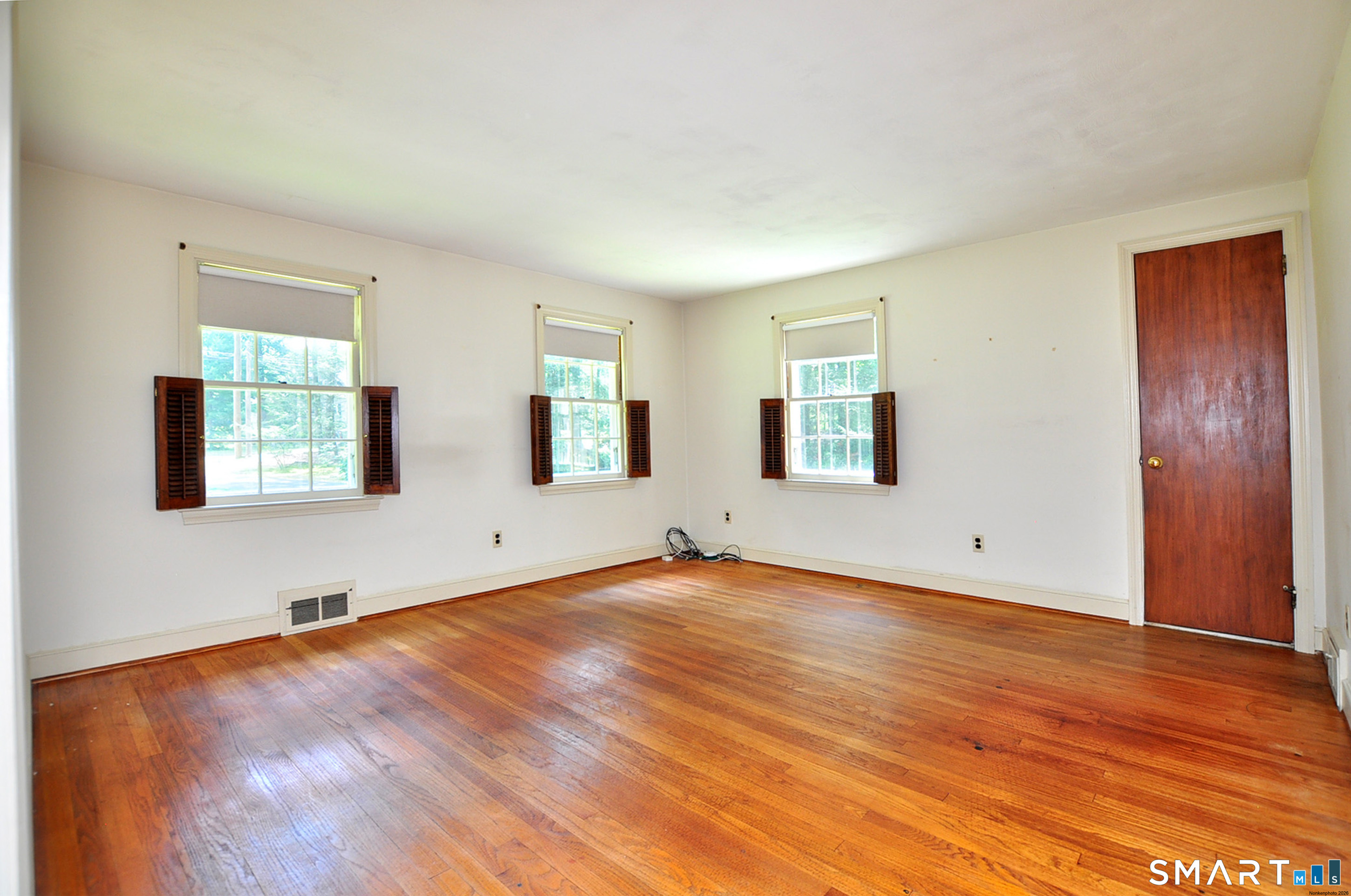 220 Arch Road Avon, CT 06001 - Photo 17 of 32