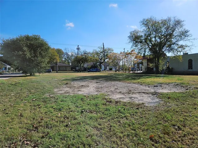 $119,000 | 621 North Main Street, Cleburne, TX 76033