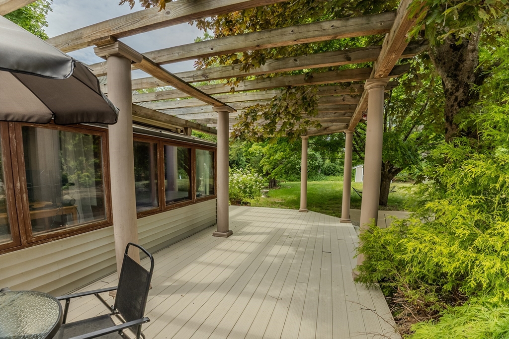 68 Davis Road Westport, MA 02790 - Photo 13 of 19