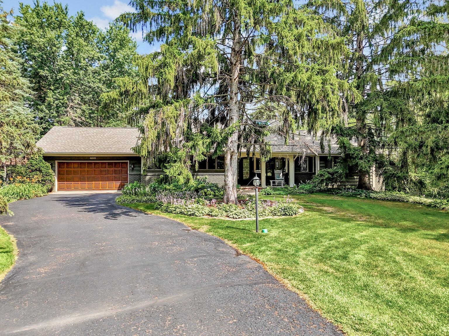 7850 Pinehurst Road Woodbury, MN 55125 - Photo 1 of 1