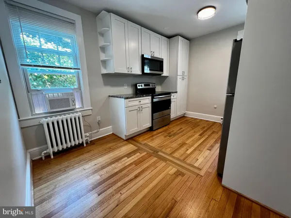 $2,200 | 1509 North Garfield Street, Unit A, Arlington, VA 22201
