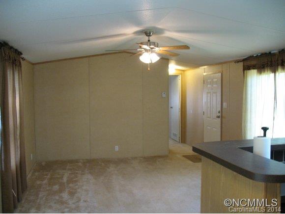 684 Holbert Road Hendersonville, NC 28791 - Photo 4 of 13 Gallery Image 4