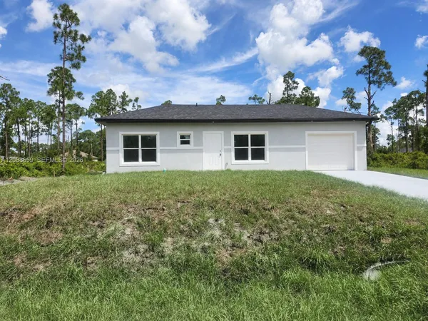 $1,500 | 1104 Capri Street, Lehigh Acres, FL 33974