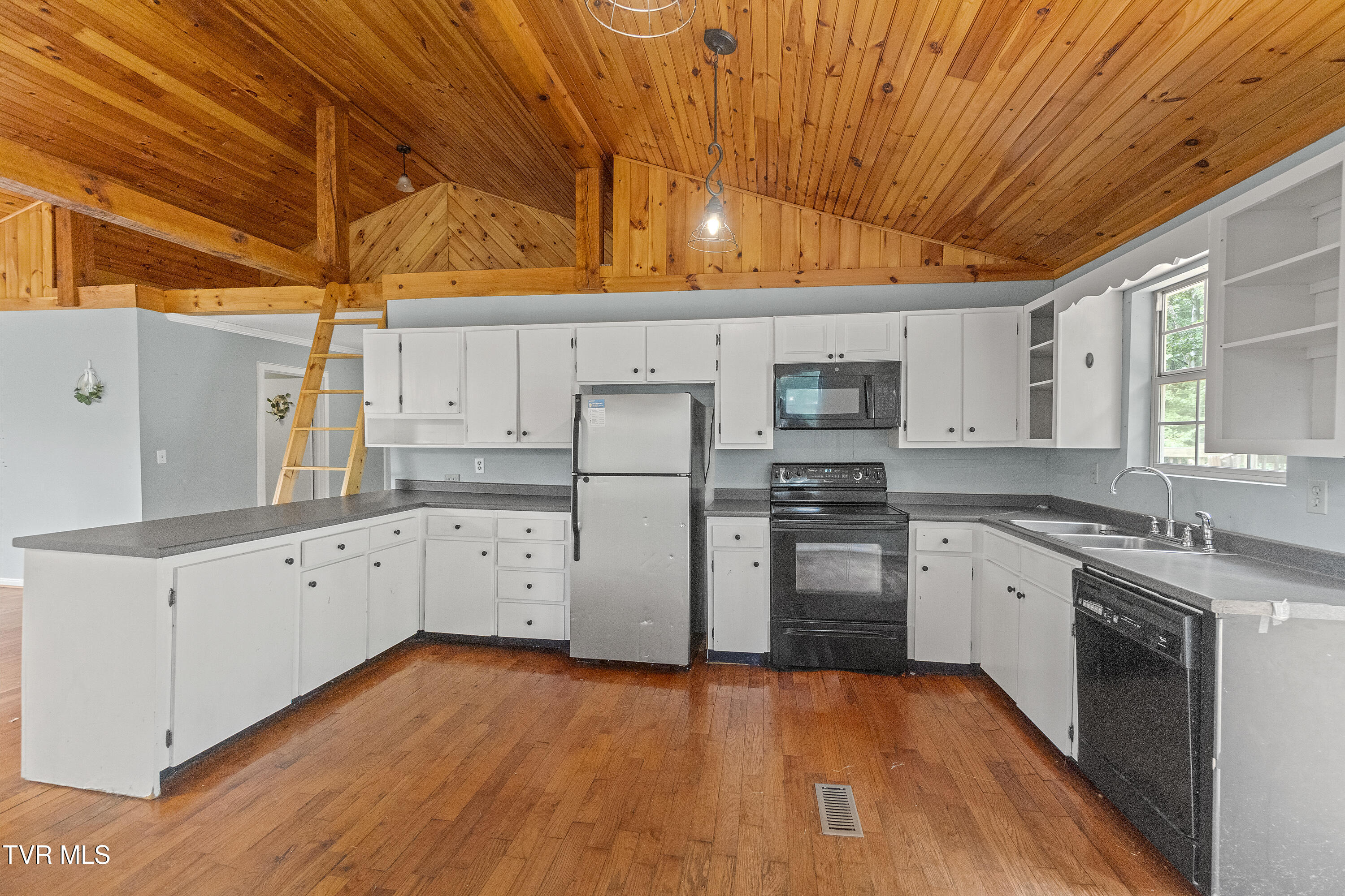 432 Whirlwind Road Greeneville, TN 37743 - Photo 54 of 79 54