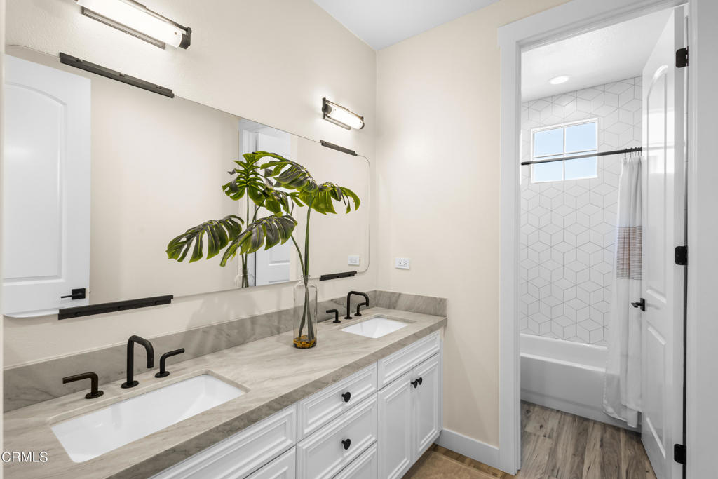 4173 Caribbean Street Oxnard, CA 93035 - Photo 29 of 57
