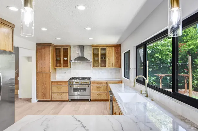 $1,749,000 | 690 Hudson Court, Sonoma, CA 95476