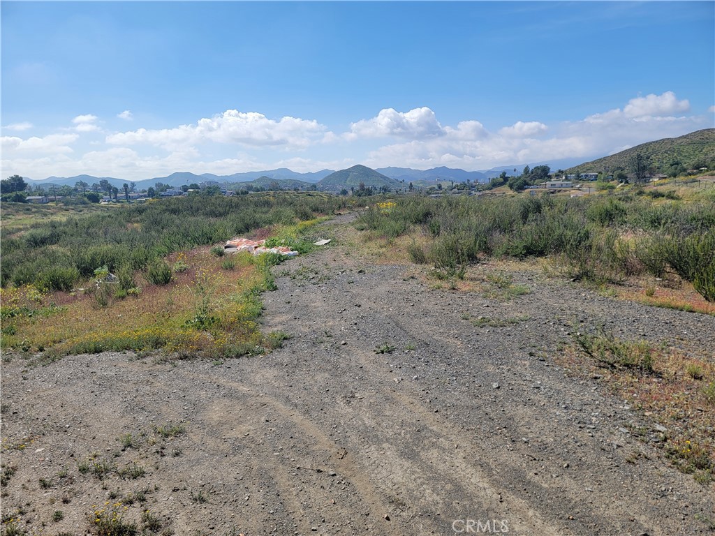 0 Surfiside Menifee, CA 92587 - Photo 6 of 14 a view of a dry yard with mountains in the background