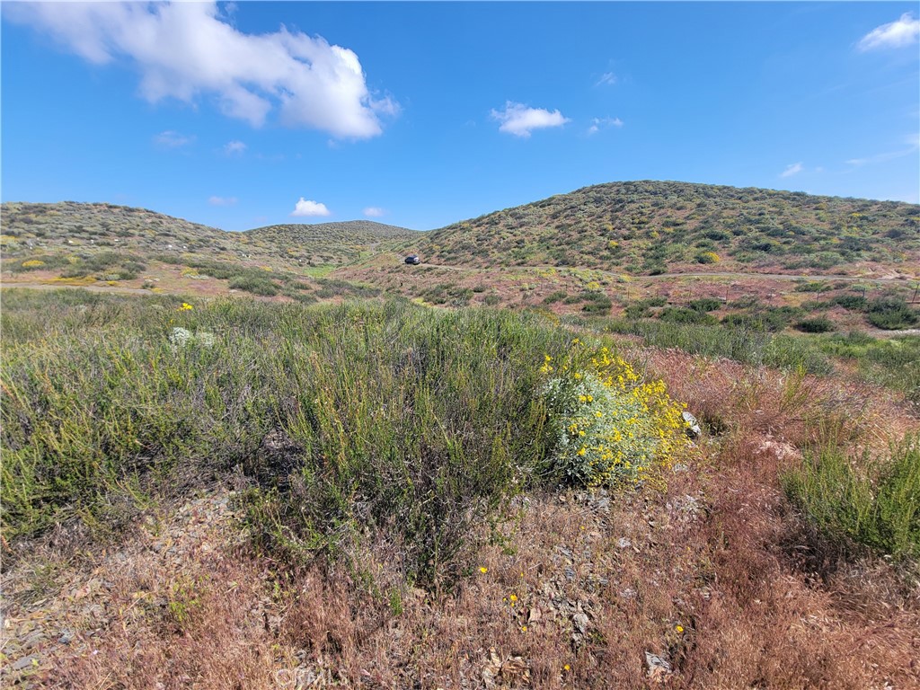 0 Surfiside Menifee, CA 92587 - Photo 8 of 14 a view of a field