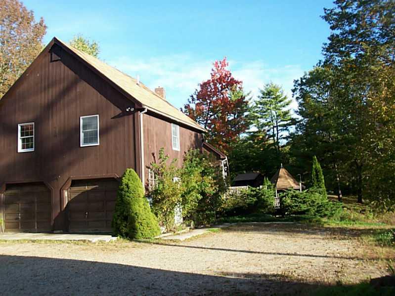 42 Bagley Road East Waterboro, ME 04030 - Photo 7 of 20 Exterior Back.