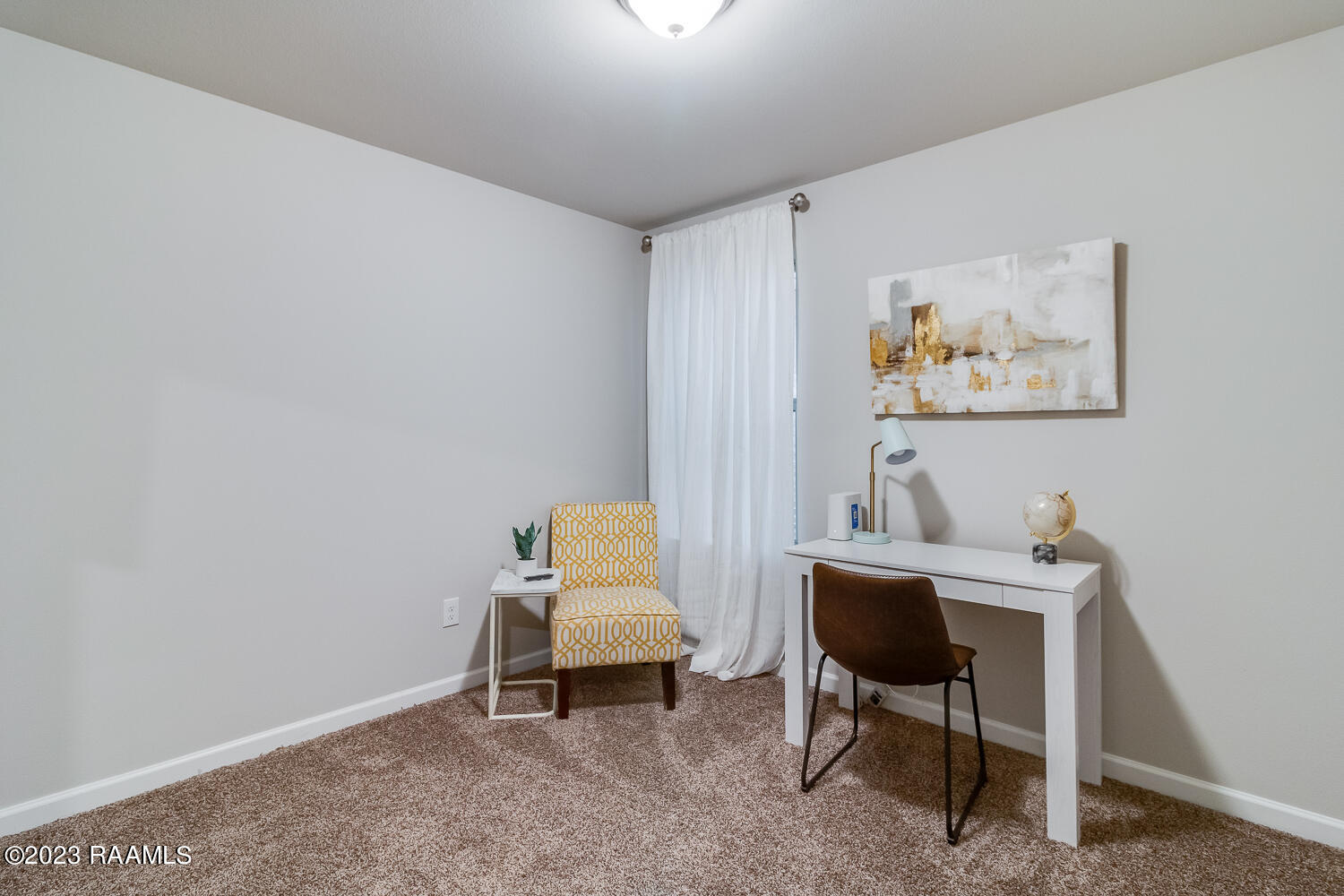 109 Red Pne Drive Lafayette, LA 70501 - Photo 4 of 20 109 Red Pine Dr-6