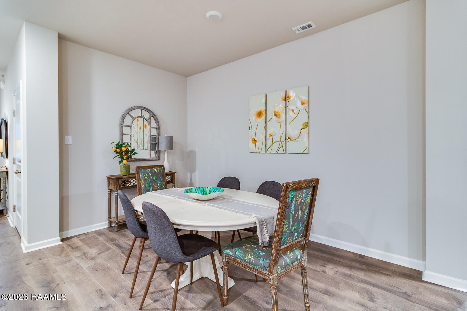 109 Red Pne Drive Lafayette, LA 70501 - Photo 5 of 20 109 Red Pine Dr-7