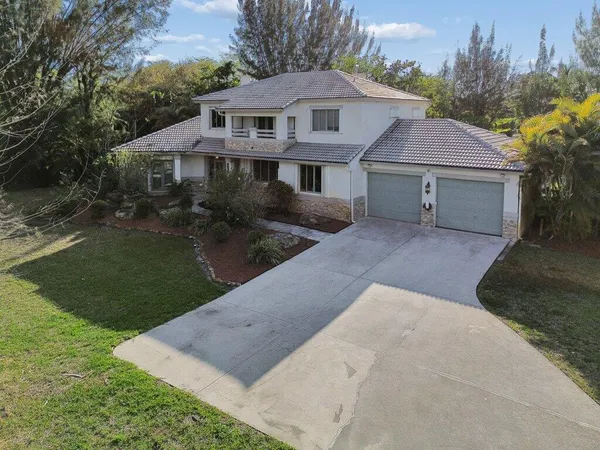 $1,800,000 | 5521 Southwest 109th Avenue, Davie, FL 33328
