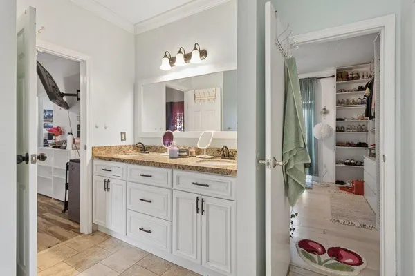 $1,800,000 | 5521 Southwest 109th Avenue, Davie, FL 33328