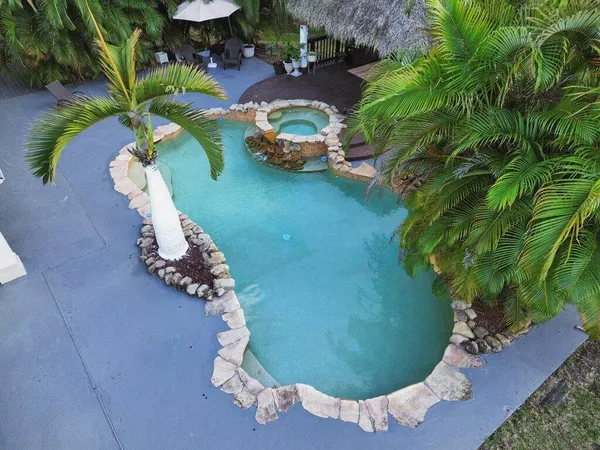 $1,800,000 | 5521 Southwest 109th Avenue, Davie, FL 33328