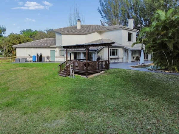 $1,800,000 | 5521 Southwest 109th Avenue, Davie, FL 33328