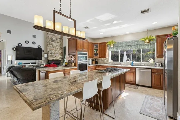 $1,800,000 | 5521 Southwest 109th Avenue, Davie, FL 33328