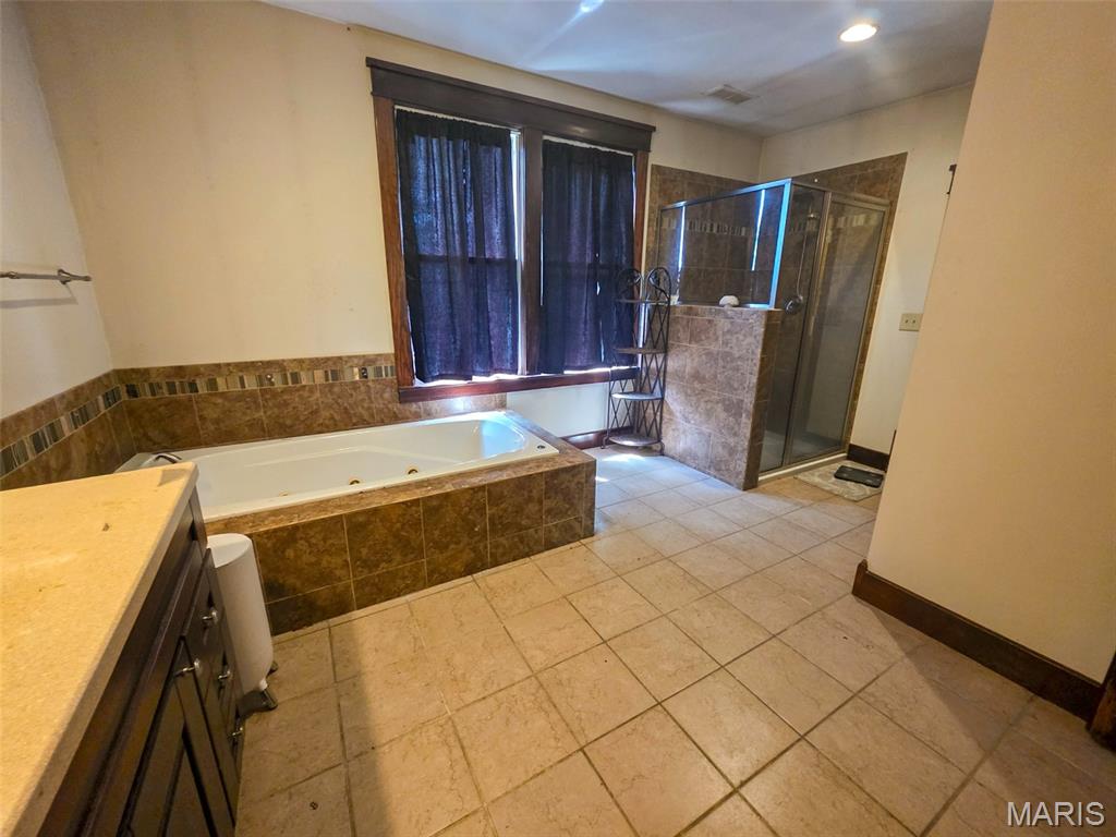 306 East Main Street Teutopolis, IL 62467 - Photo 19 of 27