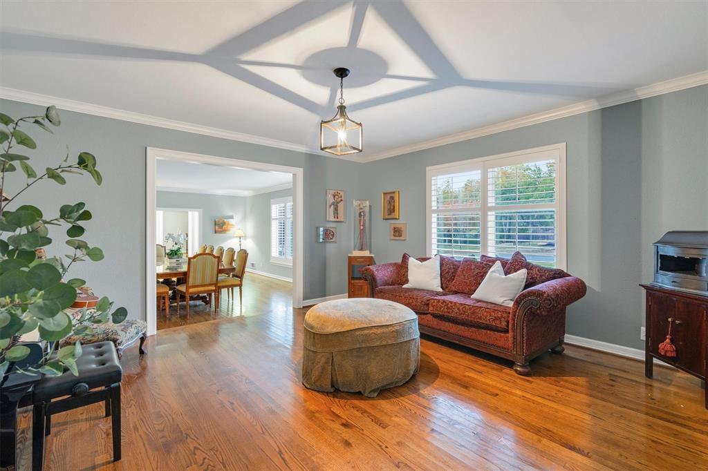 7140 Spring Valley Road Dallas, TX 75240 - Photo 14 of 40