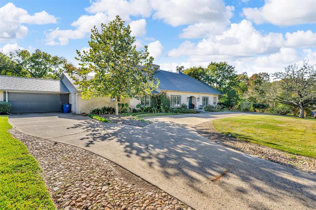 7140 Spring Valley Road Dallas, TX 75240 - Photo 2 of 40