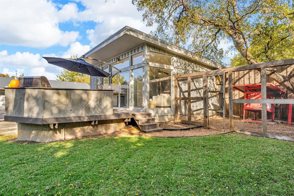 7140 Spring Valley Road Dallas, TX 75240 - Photo 35 of 40