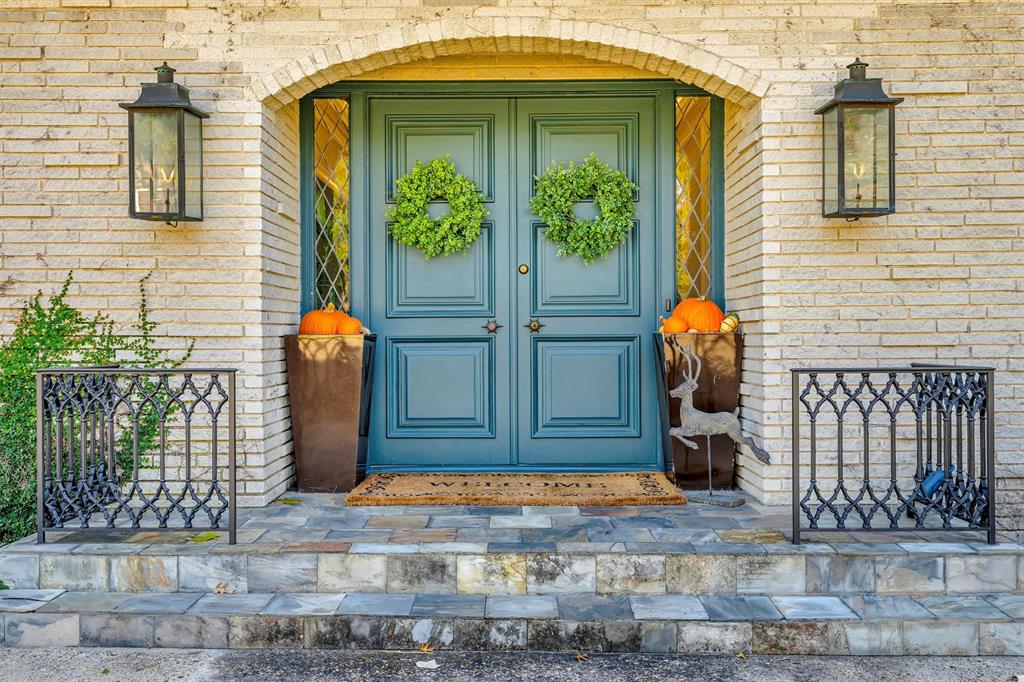 7140 Spring Valley Road Dallas, TX 75240 - Photo 4 of 40