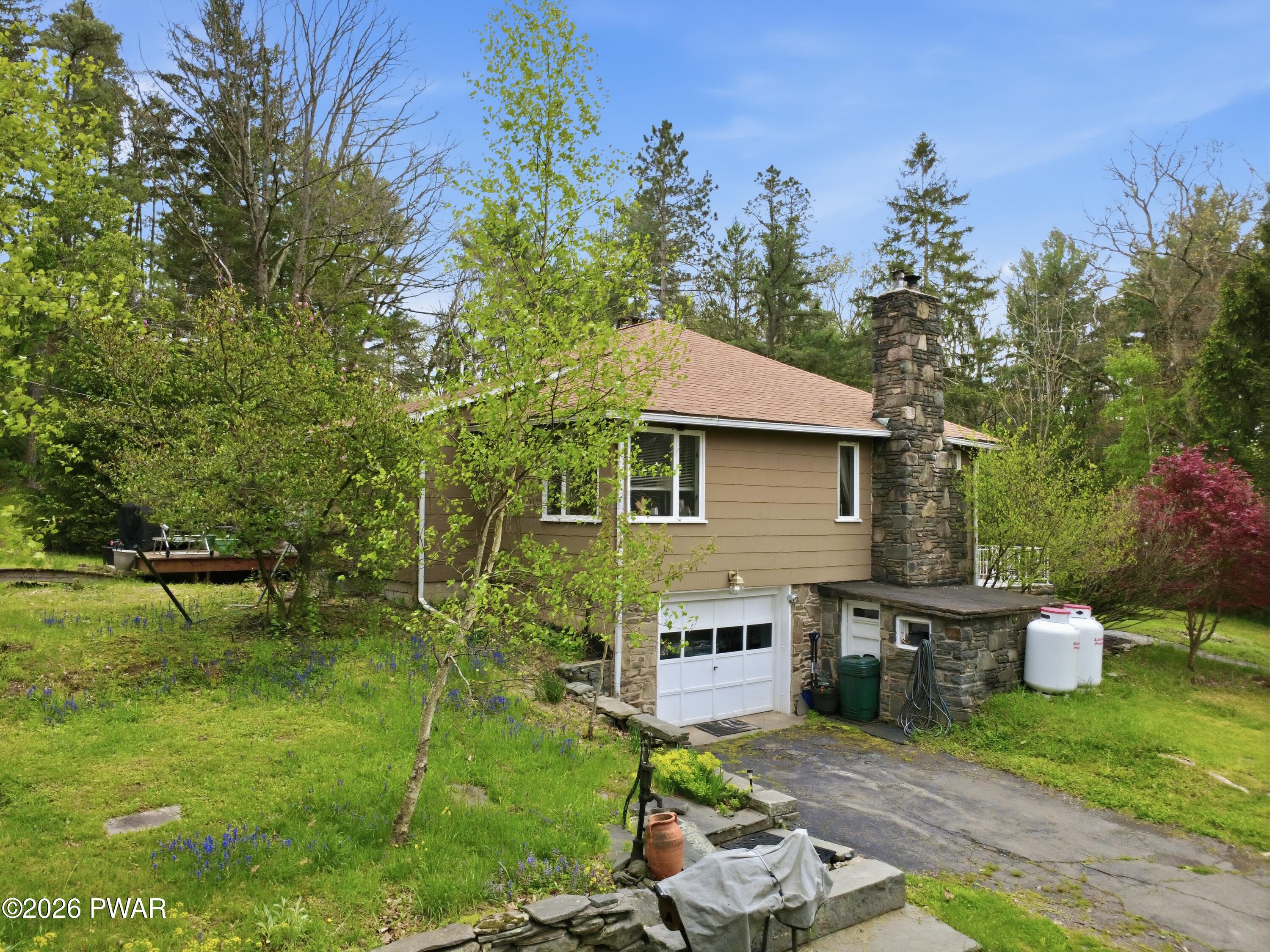 2127 Rt 590 Hawley, PA 18428 - Photo 42 of 48