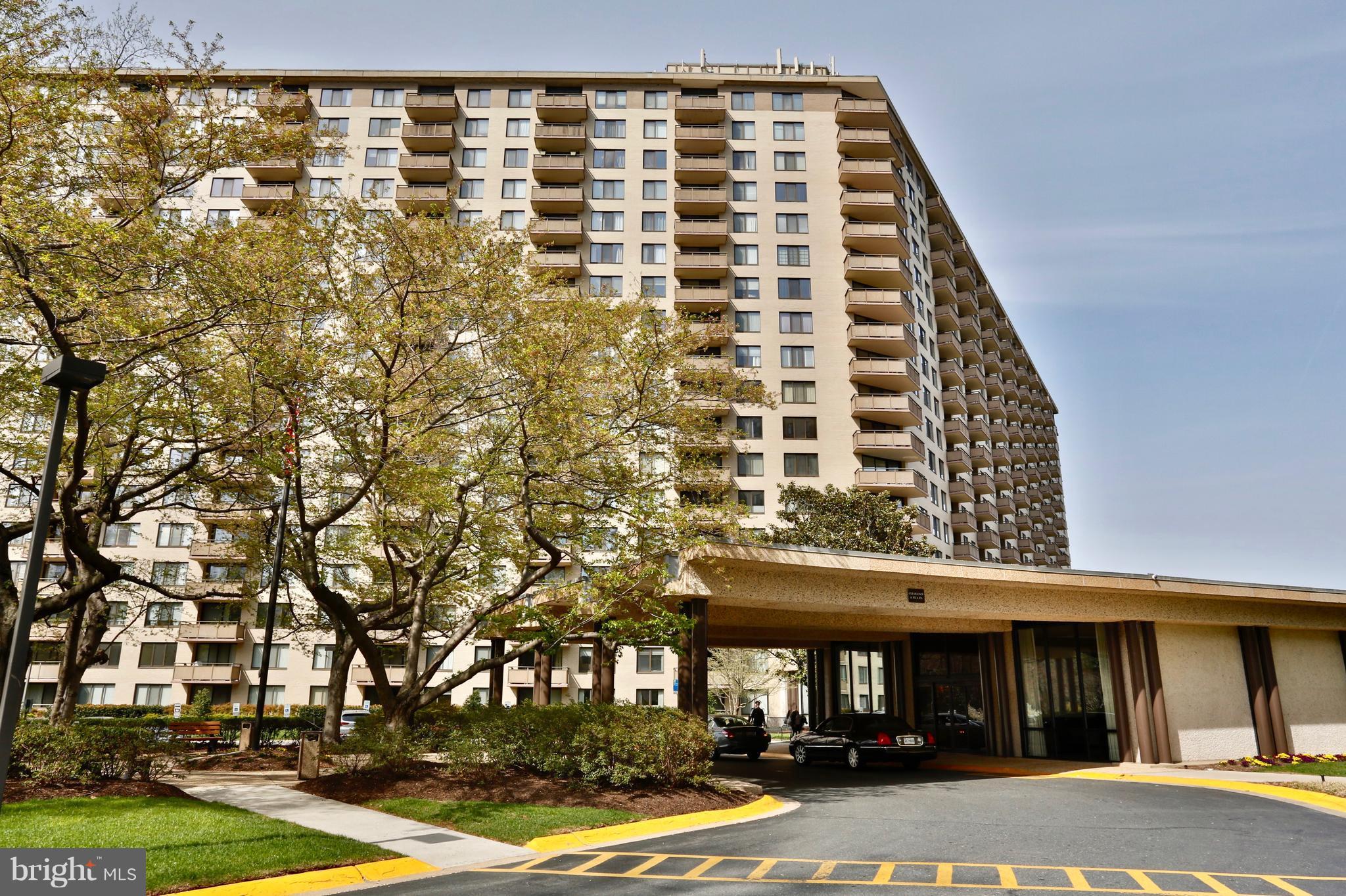 5225 Pooks Hill Road, Unit 1206N Bethesda, MD 20814 - Photo 1 of 25 Exterior (Front)