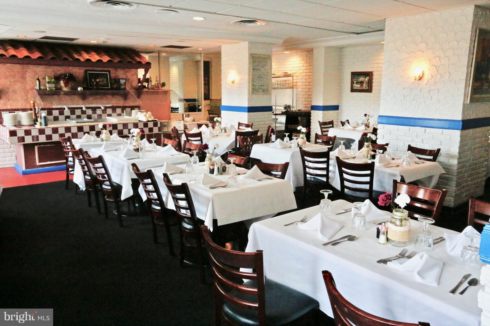 5225 Pooks Hill Road, Unit 1206N Bethesda, MD 20814 - Photo 22 of 25 Fine Dining Restaurant