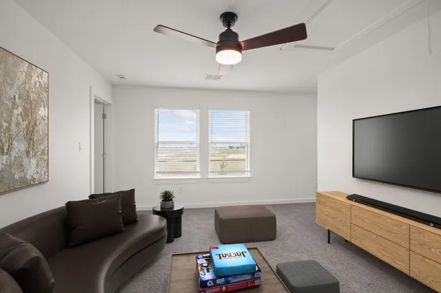 $275,500 | 114 Palmer Bayou, Dayton, TX 77535