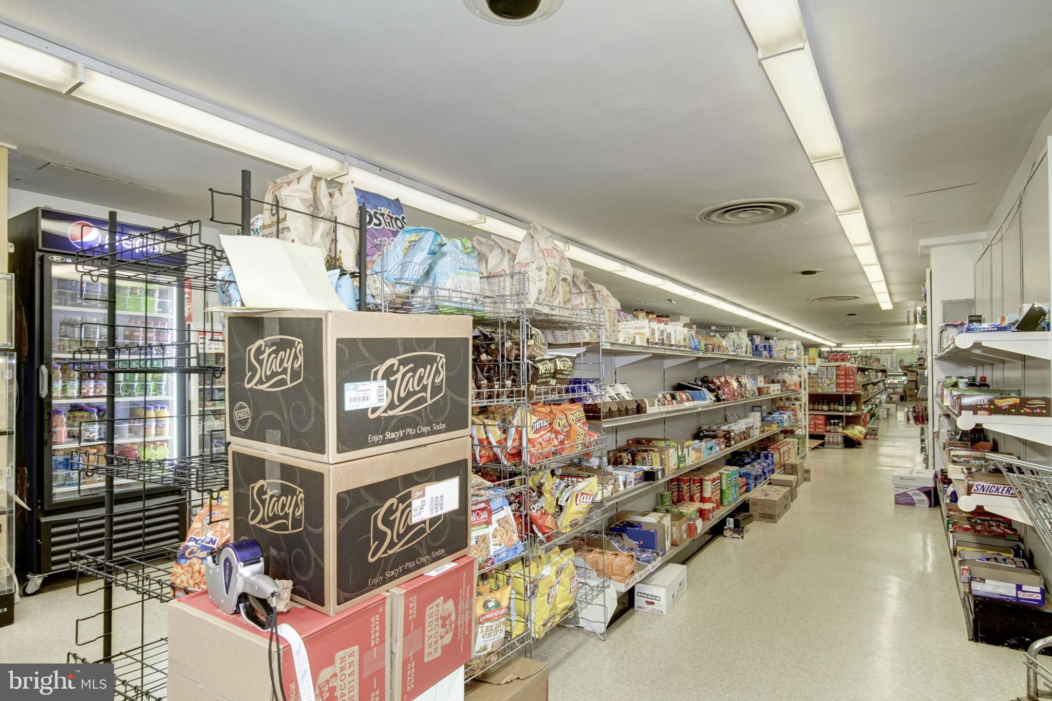 4201 Cathedral Avenue Northwest, Unit 915W Washington, DC 20016 - Photo 28 of 30