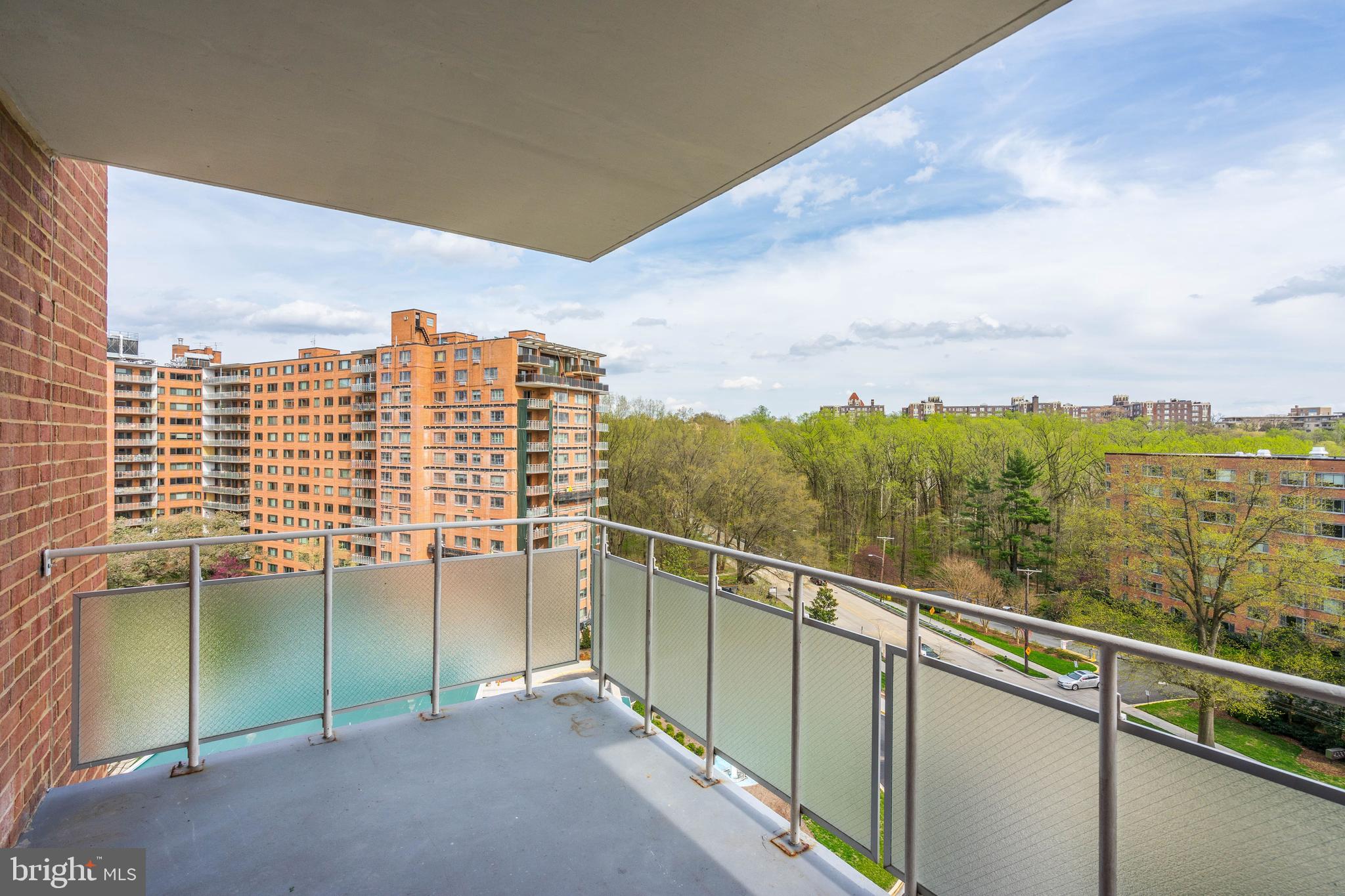 4201 Cathedral Avenue Northwest, Unit 915W Washington, DC 20016 - Photo 8 of 30